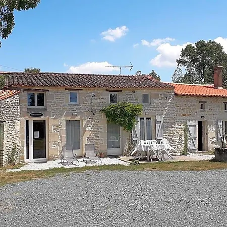 La Gauviniere Bed & Breakfast Liez